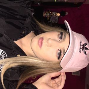 Meet your Posher, Cassi